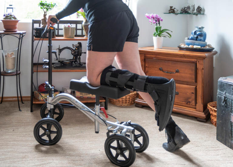 Knee scooter help you in mobility